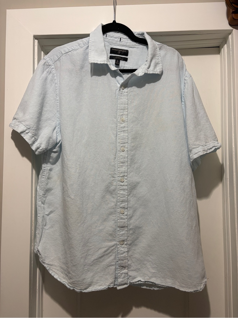 Banana Republic Linen Light Blue Short-Sleeve Button-Down Shirt
